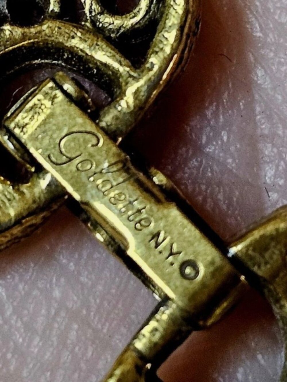 Goldette 60's Vintage Multi Strand Chinese Jade Color Stones Medallion Necklace - Picture 2 of 5